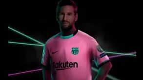 Barcelona veste Messi e companhia de rosa 