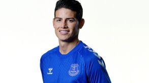 James Rodríguez assina por dois anos com o Everton