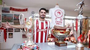 Pêpê: «Sonho ganhar muitos títulos no Olympiacos»