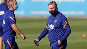 Novo Barcelona começa a ganhar forma e este é o onze que Koeman projeta