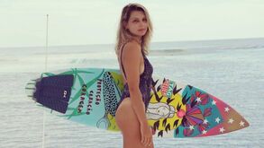 Maya Gabeira bate recorde na Nazaré: «É algo com que eu sonhava há anos»