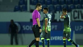 Feirense-Chaves adiado: o email da discórdia que fez a situação arrastar-se
