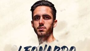 Famalicão anuncia avançado do Wolverhampton