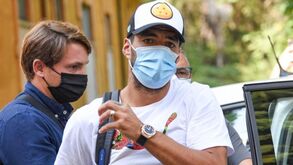 Luis Suárez fez batota? Autoridades investigam exame de italiano para obter passaporte