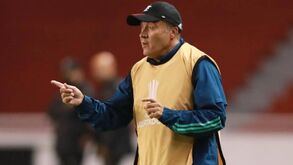 Avião que levava 'reforços' do Flamengo para o Equador obrigado a voltar ao Brasil