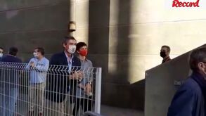 Noronha Lopes no pavilhão para votar na AG do Benfica