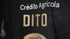 Gil Vicente homenageia Dito com equipamento preto