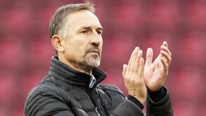 Treinador do Mainz despedido após duas derrotas em dois jogos