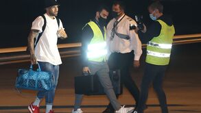 Benfica poupa no IRS com transferência de Otamendi à conta do 'programa regressar'