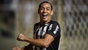 Ainda mexe: Ricardo Oliveira assina pelo Coritiba aos 40 anos