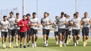 Otamendi já trabalha às ordens de Jorge Jesus