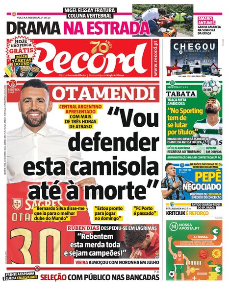 Descarregar capa em PDF de alta resolução