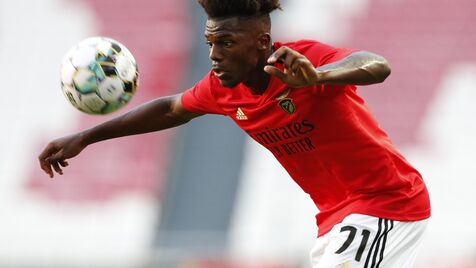 Nuno Tavares Convence Jorge Jesus Lateral Tem Lugar No Plantel Do Benfica Benfica Jornal Record Nuno Tavares Convence Jorge Jesus Lateral Tem Lugar No Plantel Do Benfica Benfica Jornal Record