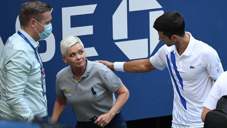 Djokovic pede desculpa por atitude no US Open: «Tão involuntária. Tão errada»