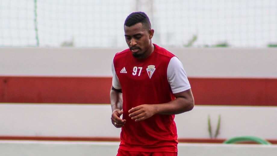 Marcos Vinícius pode alinhar diante do Benfica B.