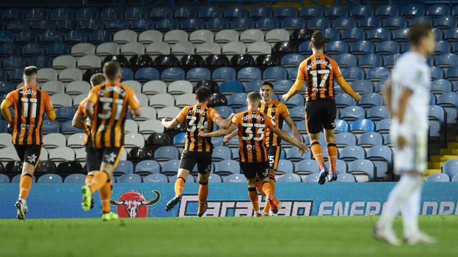 Leeds derrotado nos penáltis pelo Hull City na Taça da Liga Inglesa