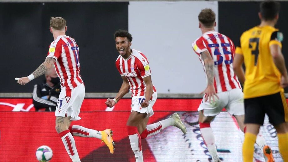 Wolverhampton perde com Stoke City e diz adeus à Taça da Liga inglesa