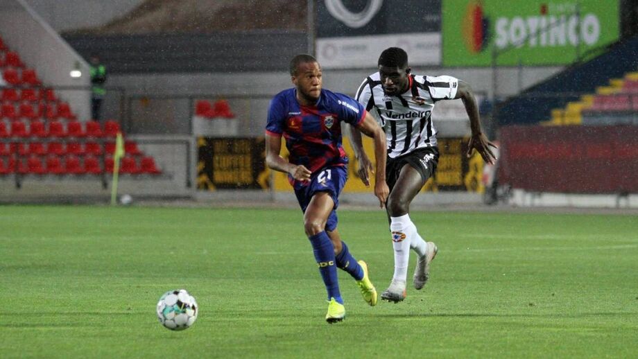 Chaves-Varzim, 0-0: flavienses em estreia sem golos