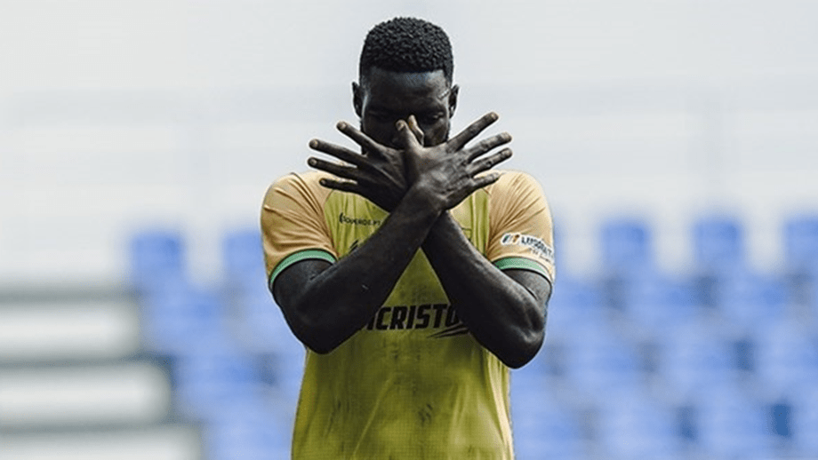 Mafra-Ac. Viseu, 1-0: Okitokandjo decidiu a abrir a 2.ª parte