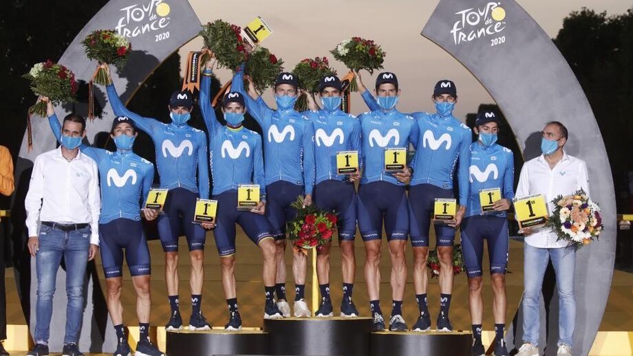 Nelson Oliveira e a subida ao pódio final do Tour: «Motivo de orgulho»