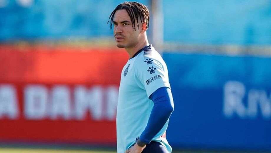 Mercado: Fábio Martins ruma à Arábia Saudita, Rúben Dias gera críticas no Benfica e Raul de Tomas com 'ligação' a Bale