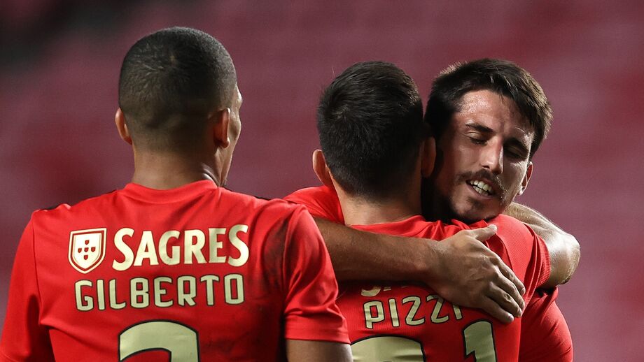 Pizzi lidera corrida à vaga de Taarabt no meio-campo do Benfica
