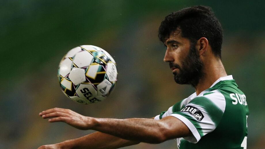Neto entra nas contas do Sporting para o jogo com o Paços de Ferreira