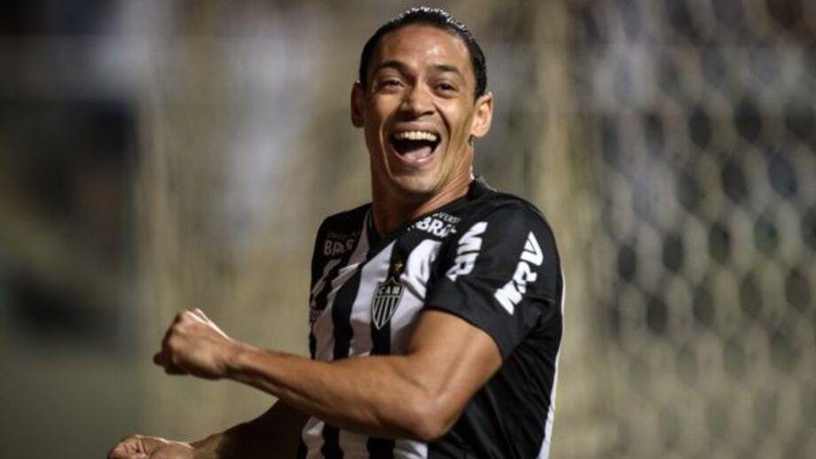 Ainda mexe: Ricardo Oliveira assina pelo Coritiba aos 40 anos