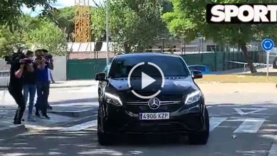 Argentino tinha à sua espera um batalhão de jornalistas