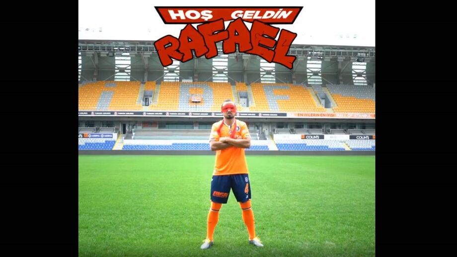 Lateral brasileiro, ex-Lyon, tem o nome de um dos quatro protagonistas da banda desenhada