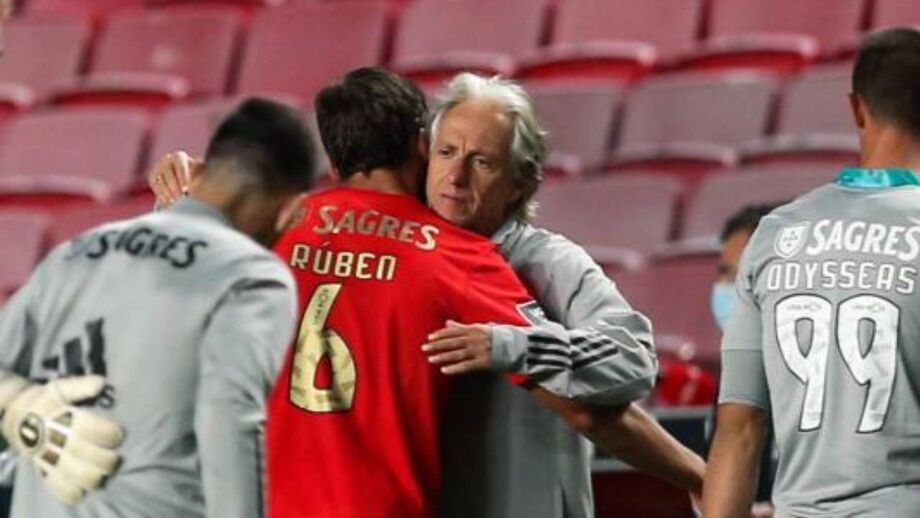 As palavras do treinador do Benfica no balneário da equipa