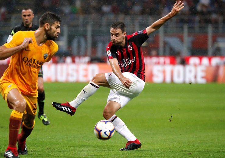 Giacomo Bonaventura (31 años, centrocampista, último equipo: Milán) - Valor de mercado: 7 millones de euros