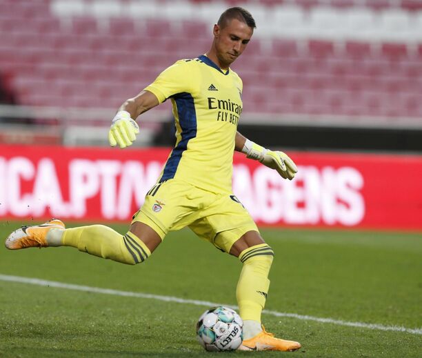 Guarda-redes: Vlachodimos (7 jogos como titular) - O guarda-redes foi indiscutível na pré-época e assim continuará a ser