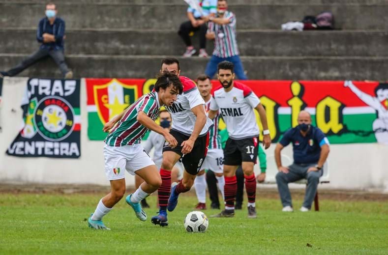 Análise Sporting 3-2 Estrela da Amadora: Leão acordou a tempo mas não fugiu  ao sofrimento - I Liga - SAPO Desporto