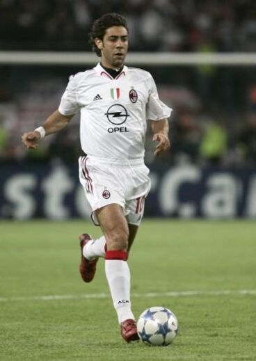 Rui Costa (2001; da Fiorentina para o AC Milan) - Valor: 41,32 M€