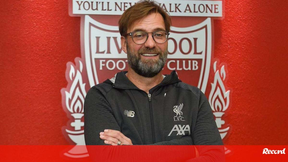 Klopp: «Aprendi inglês a ver a série Friends»