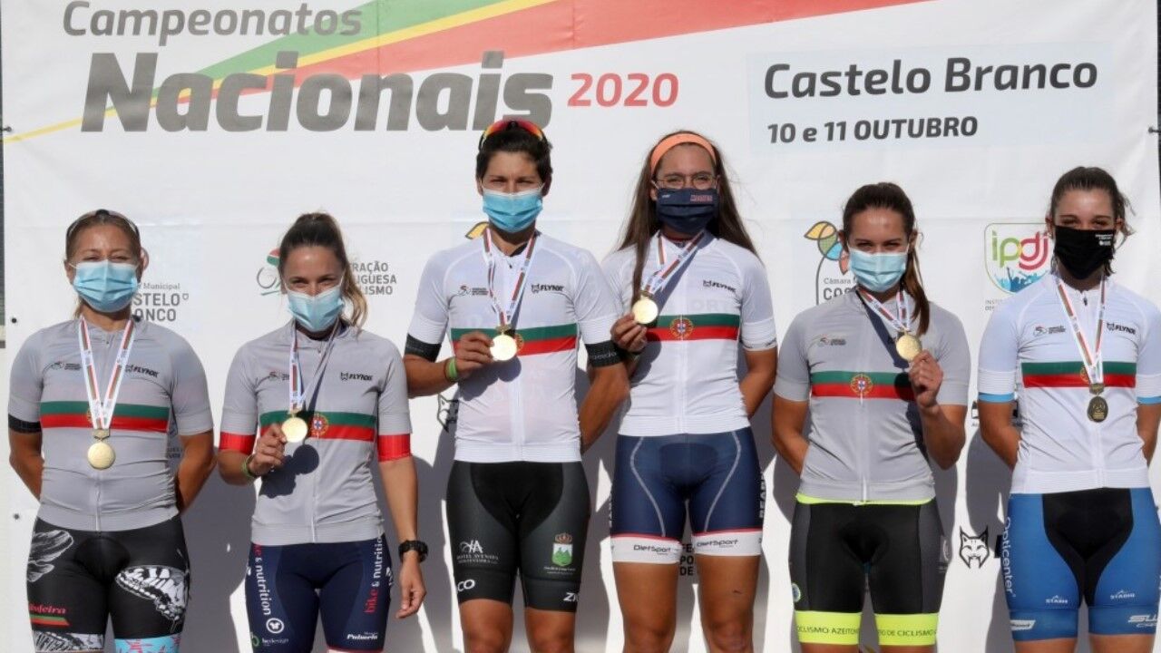 Pódio com todas as novas campeãs nacionais