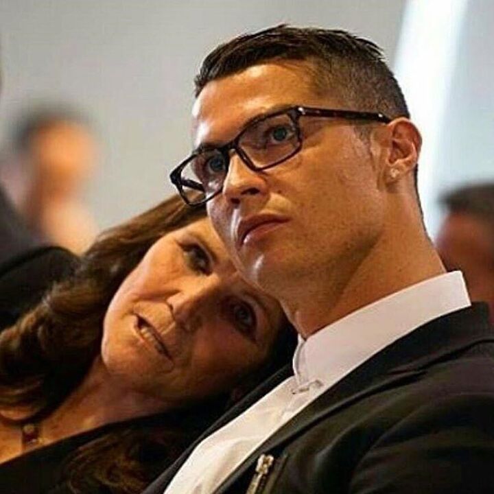 Ronaldo com a mãe, Dolores Aveiro
