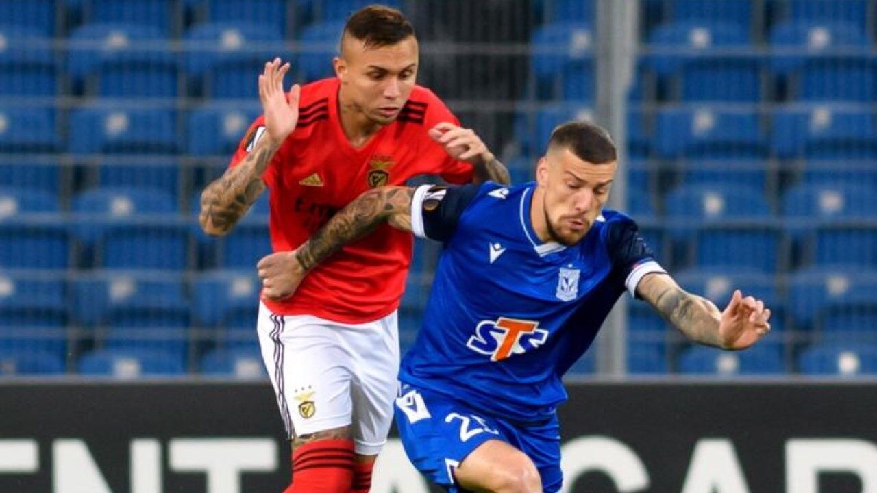 Everton com o português Pedro tiba