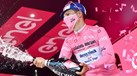 João Almeida shows the pink jersey at the Giro after the eighth stage