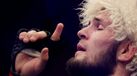 Emocionado, Khabib Nurmagomedov diz adeus ao MMA: «Não posso voltar aqui sem o meu pai» 