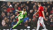 10.º Sergio Romero (Manchester United) - 77.170,38 euros por semana