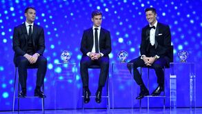 Todos os vencedores dos prémios individuais da Champions 2019/20