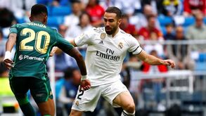 Carvajal lesiona-se no treino do Real Madrid e pára dois meses