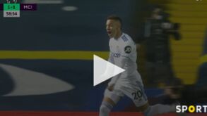 Ederson aos 'papéis' nesta saída e Rodrigo Moreno a dar o empate ao Leeds diante do City