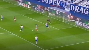 Marítimo a vencer o FC Porto no Dragão com este golo