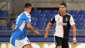 Nápoles foi impedido de viajar e jogo com a Juventus está em risco