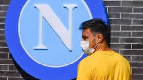 É a confusão total em Itália: Nápoles diz que foi impedido de viajar e Juventus quer ir a jogo