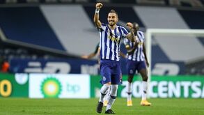 Notícia Record: Alex Telles no Manchester United