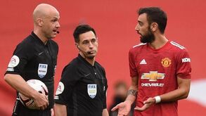 Bruno Fernandes pede desculpa após goleada às mãos do Tottenham: «Temos de fazer mais»